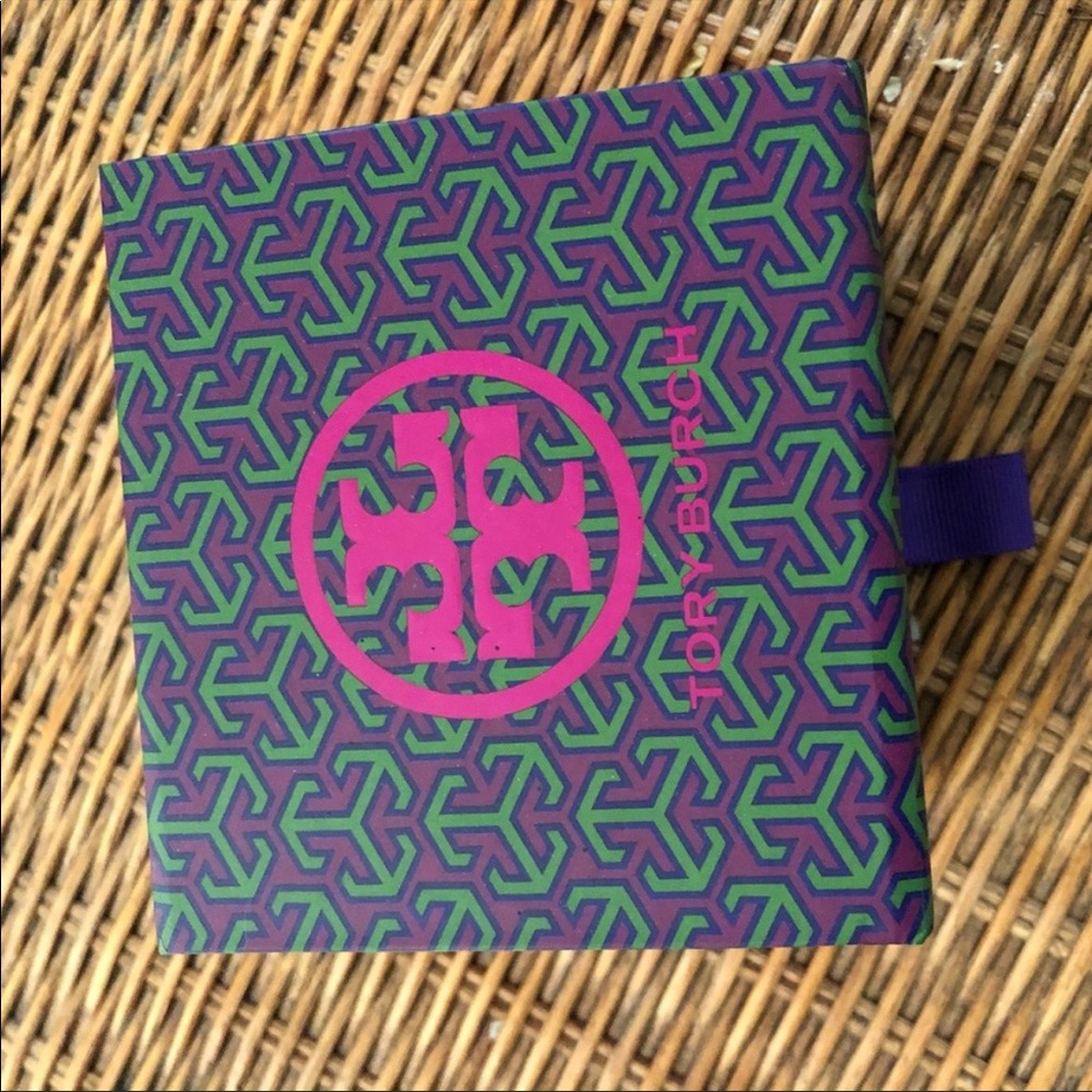 4 Tory Burch boxes